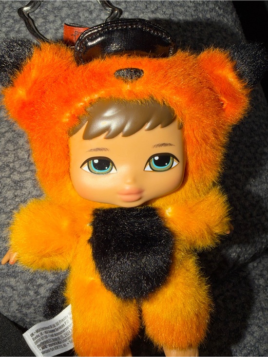 Bratz Accessories - ‼️NEW Bratz Bratziez Iconz Bestiez Dylan Fox Keychain Babyz Brown Plush Boy Boyz